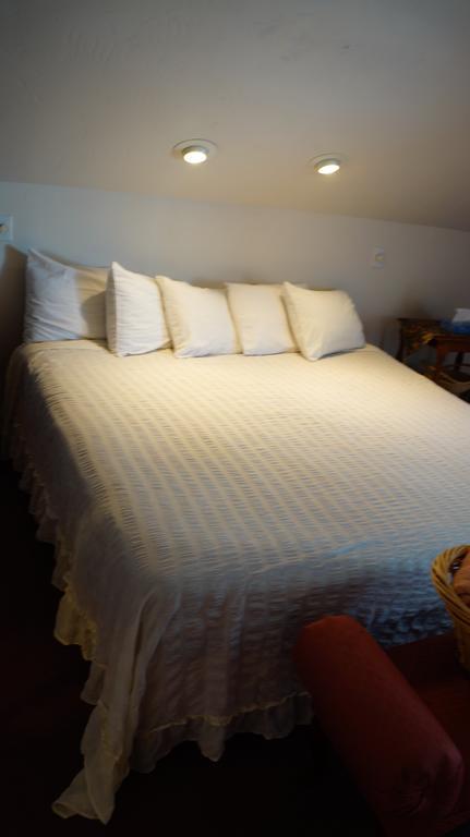 Harbor Haus Inn & Suites 赫曼 外观 照片